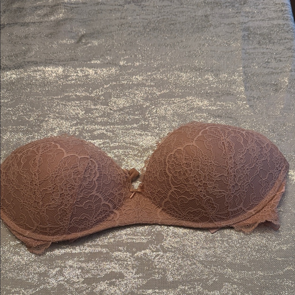 Victoria's Secret Lace Strapless Bra in Tan
